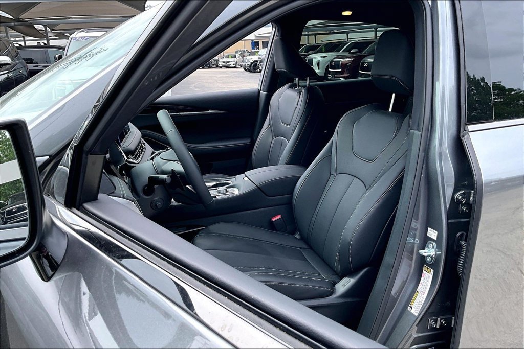 New 2027 INFINITI QX65 Sport AWD/4WD image 13