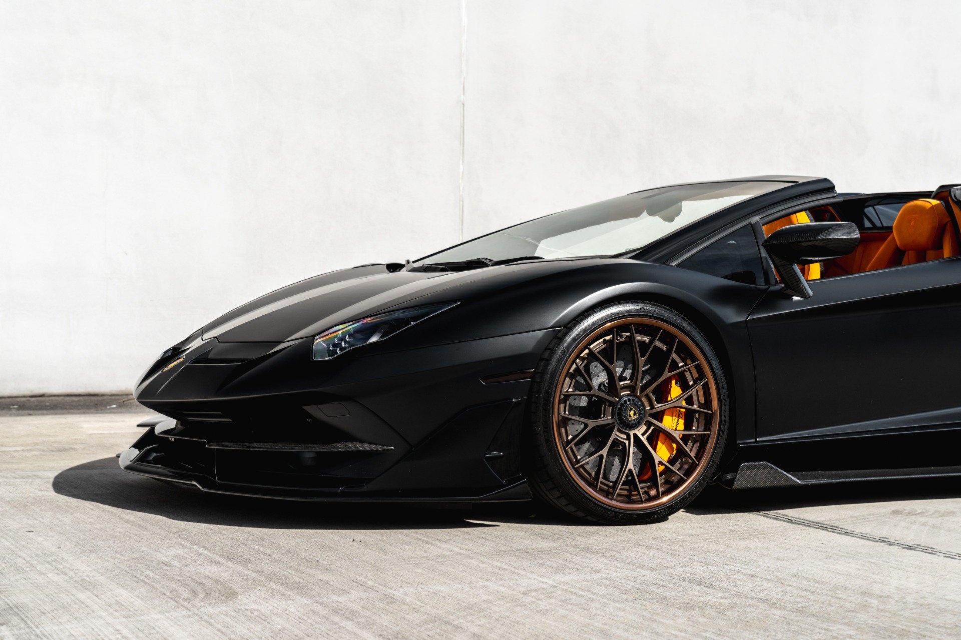 Used 2020 Lamborghini Aventador SVJ AWD/4WD image 27