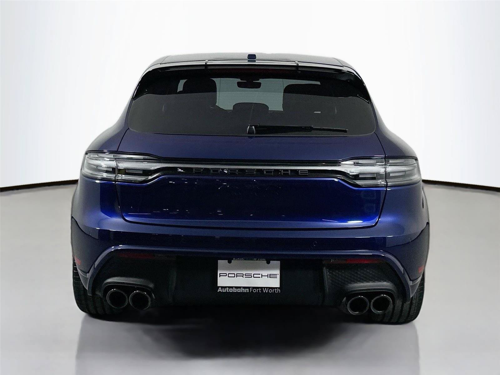 Certified 2025 Porsche Macan GTS AWD/4WD image 6