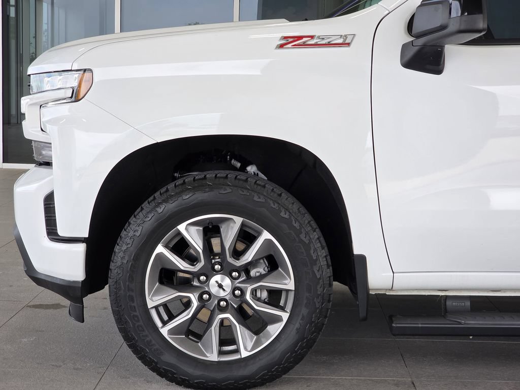 Used 2021 Chevrolet Silverado 1500 RST w/ Convenience Package II AWD/4WD image 6