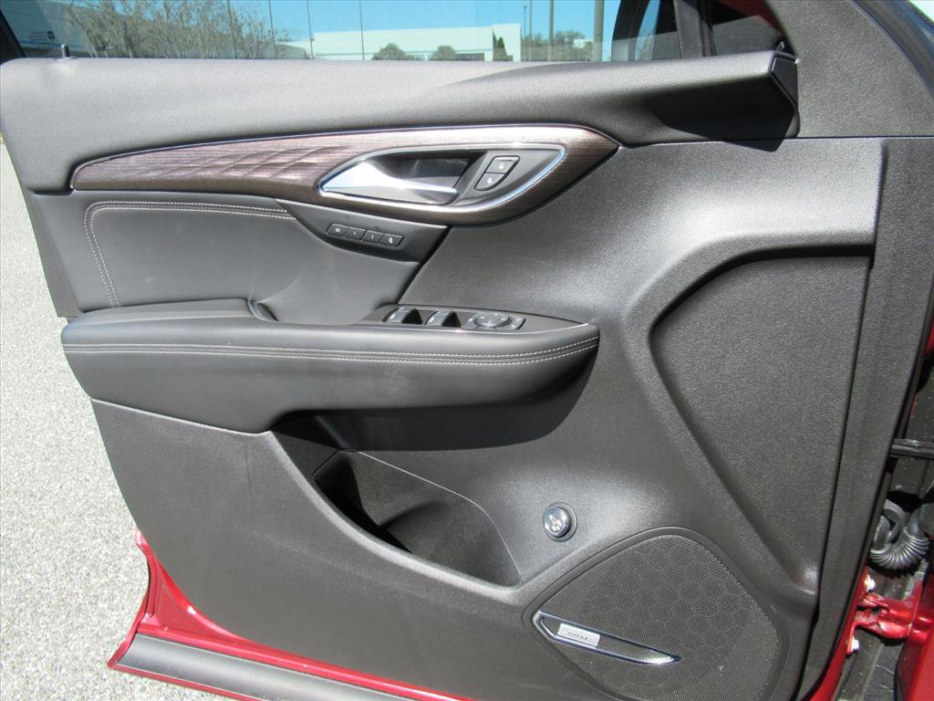 Used 2023 Buick Envision Avenir image 20