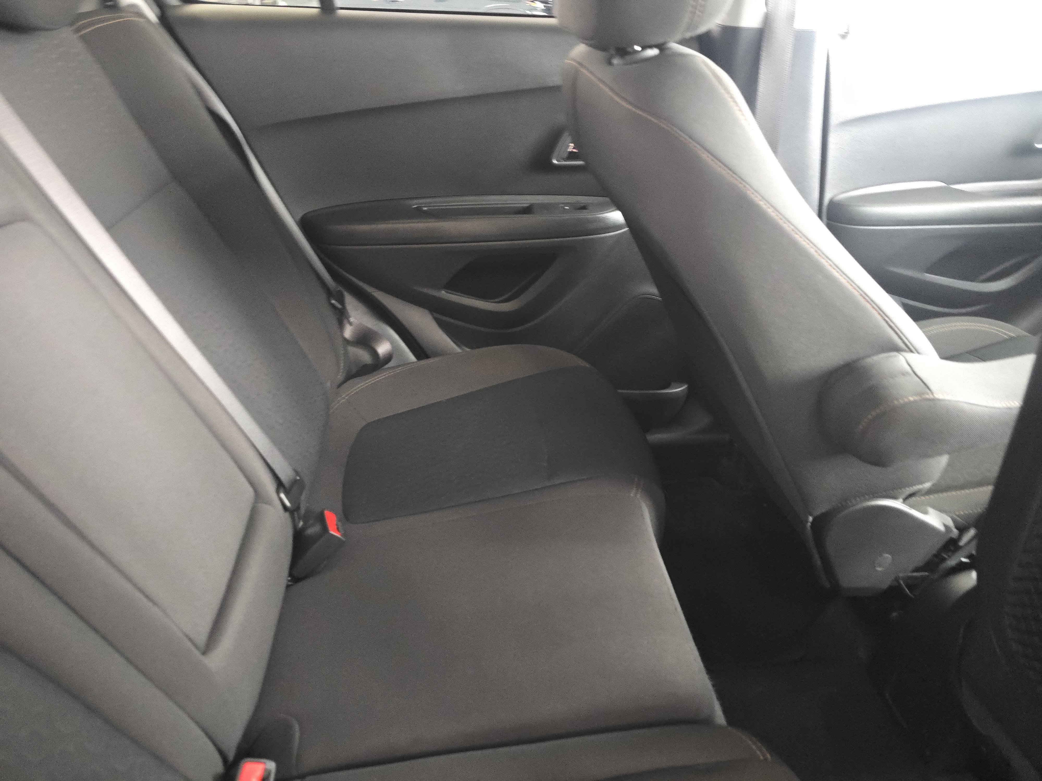 Used 2021 Chevrolet Trax LS w/ Tint and Cruise Package image 25