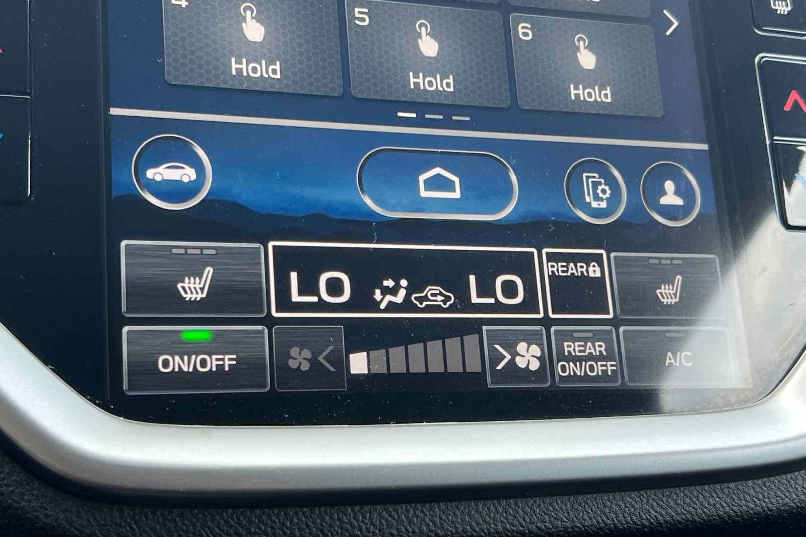 Used 2024 Subaru Ascent Premium w/ Convenience Package AWD/4WD image 29
