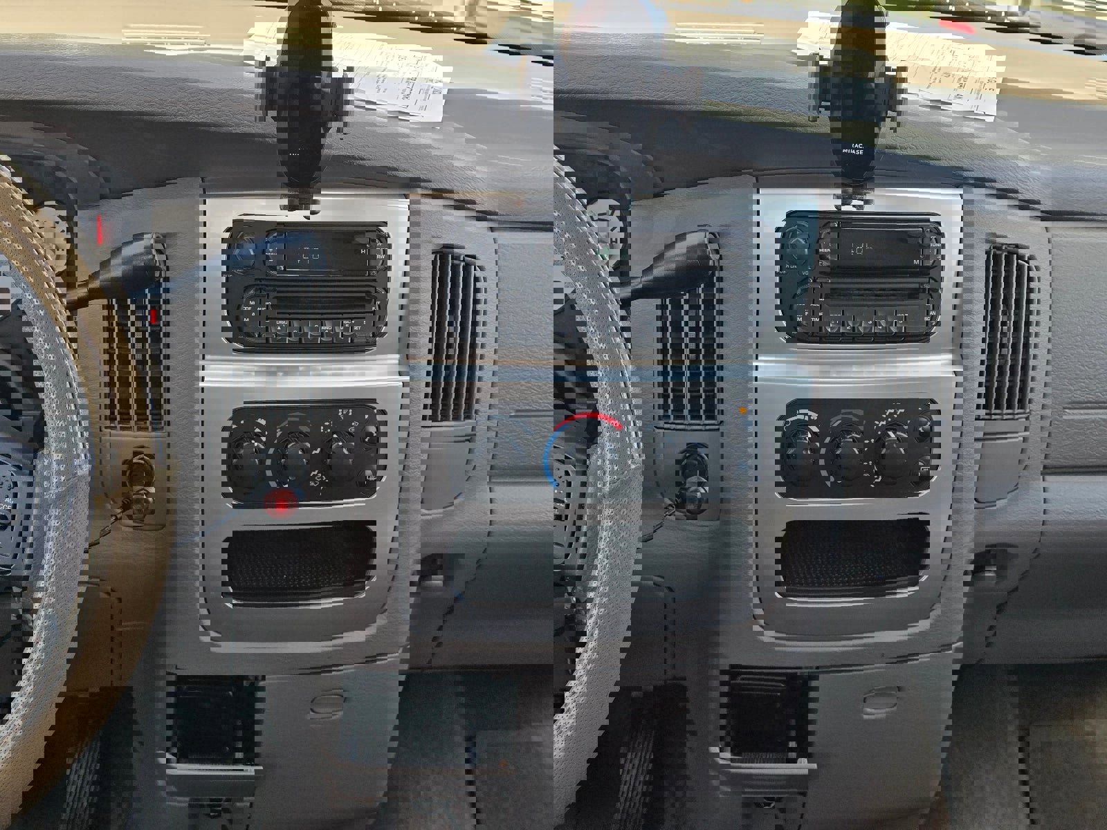 Used 2005 Dodge Ram 1500 Truck SLT image 11