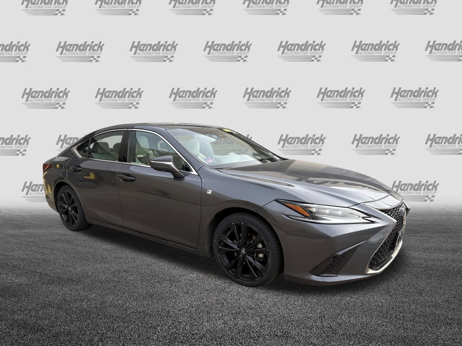 Used 2023 Lexus ES 350 F Sport image 2