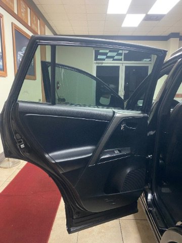 Used 2016 Toyota RAV4 SE FWD image 10