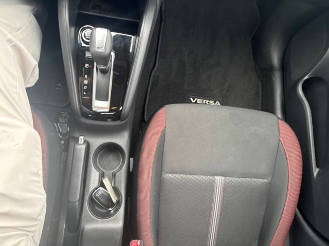 Used 2024 Nissan Versa SR FWD image 20