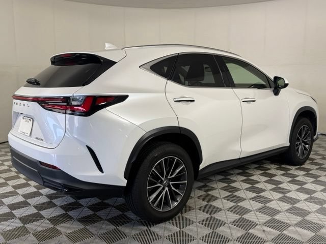 Used 2023 Lexus NX 250 FWD w/ Towing Package (2000 Lbs) image 8