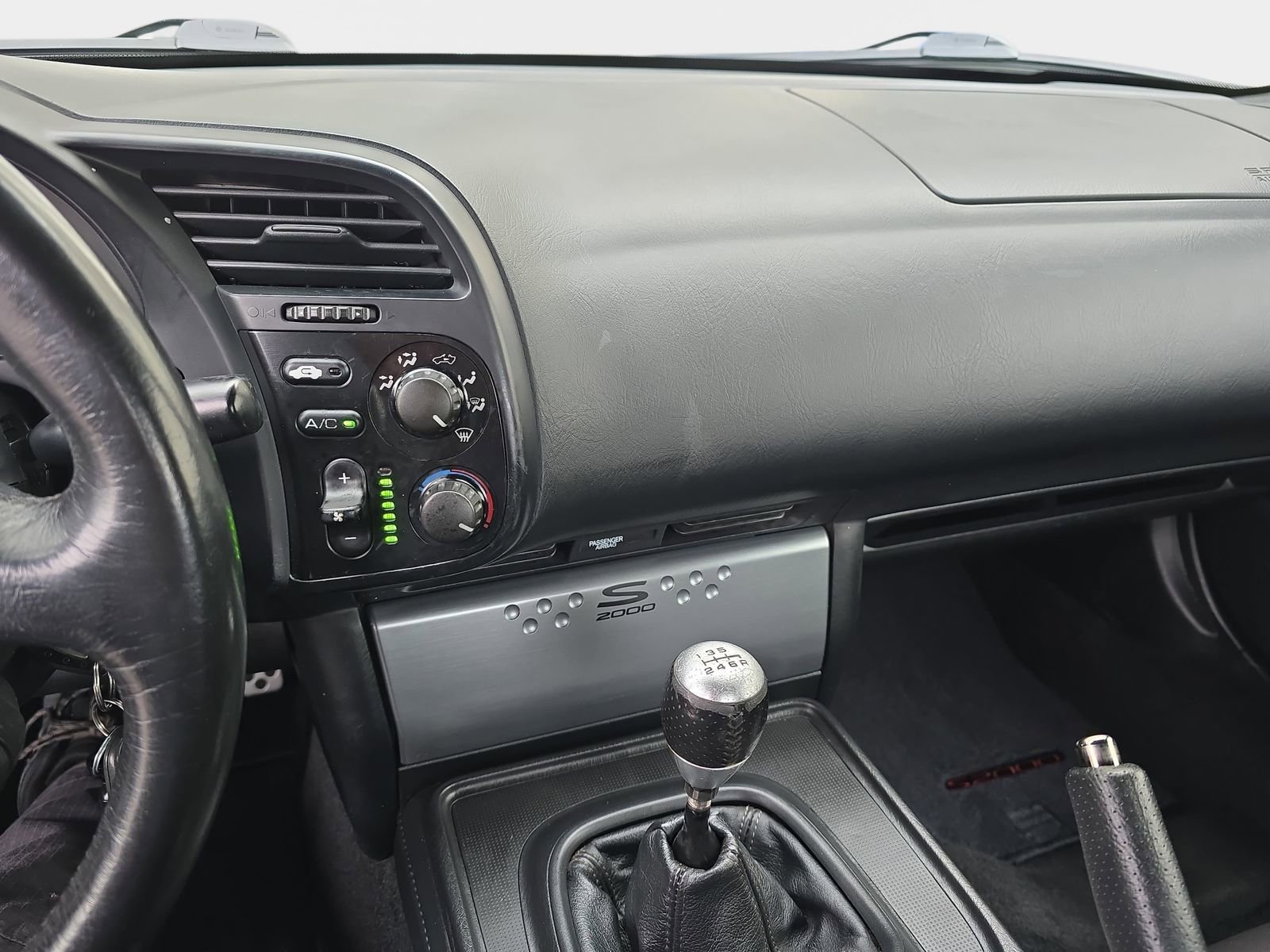 Used 2006 Honda S2000 image 21