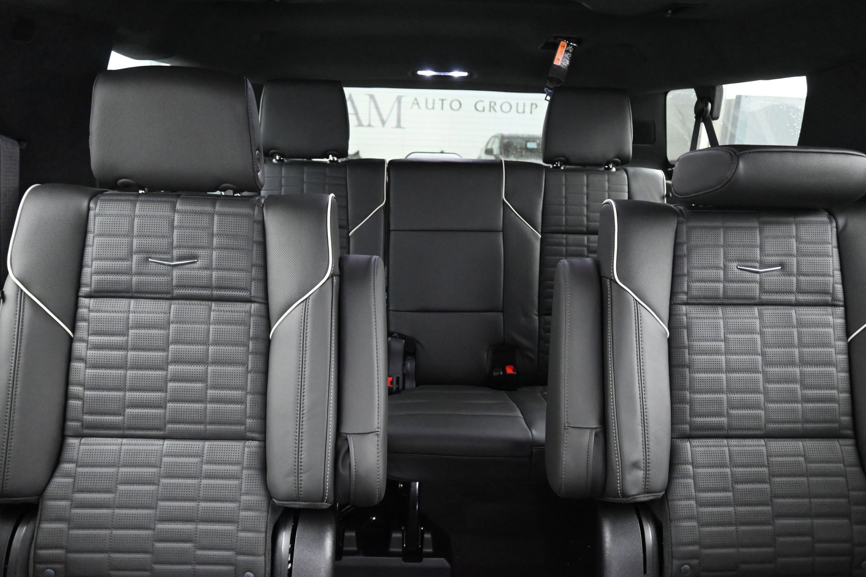 New 2026 Cadillac Escalade ESV Platinum Sport AWD/4WD image 14