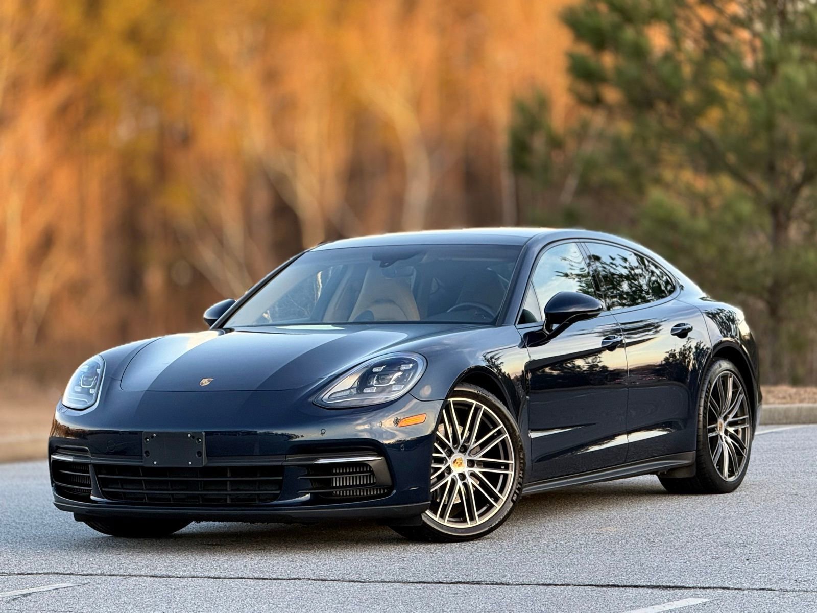 Used 2018 Porsche Panamera 4S image 7