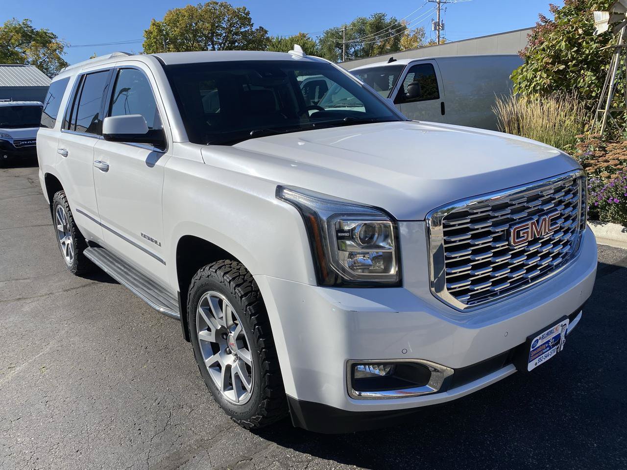 Used 2019 GMC Yukon Denali w/ Open Road Package AWD/4WD image 3