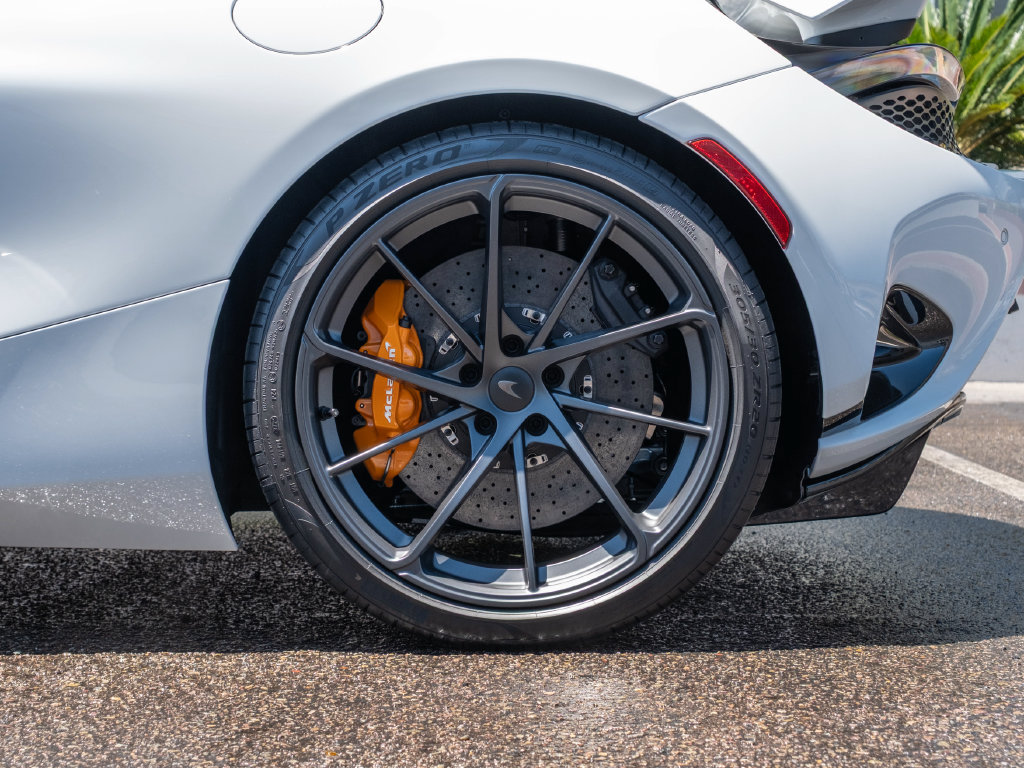 New 2027 McLaren 750S Spider RWD image 22