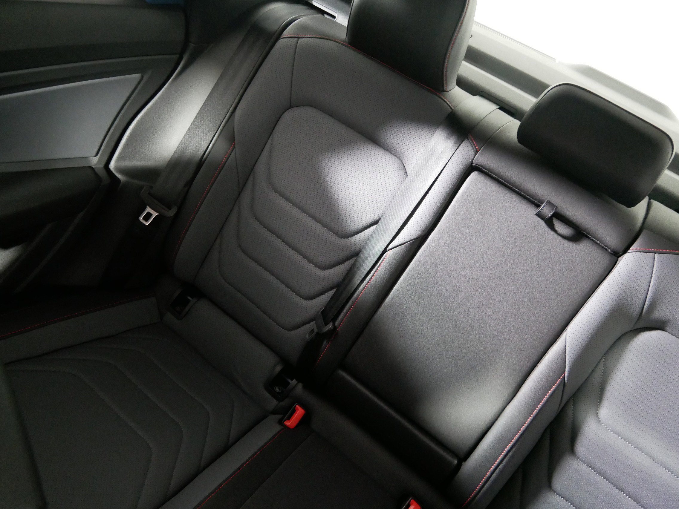 Used 2025 Volkswagen Jetta GLI Autobahn FWD image 12