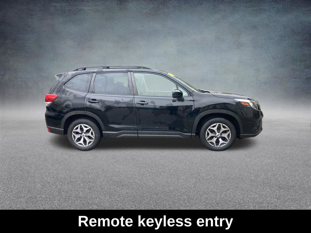 Used 2023 Subaru Forester Premium AWD/4WD image 7