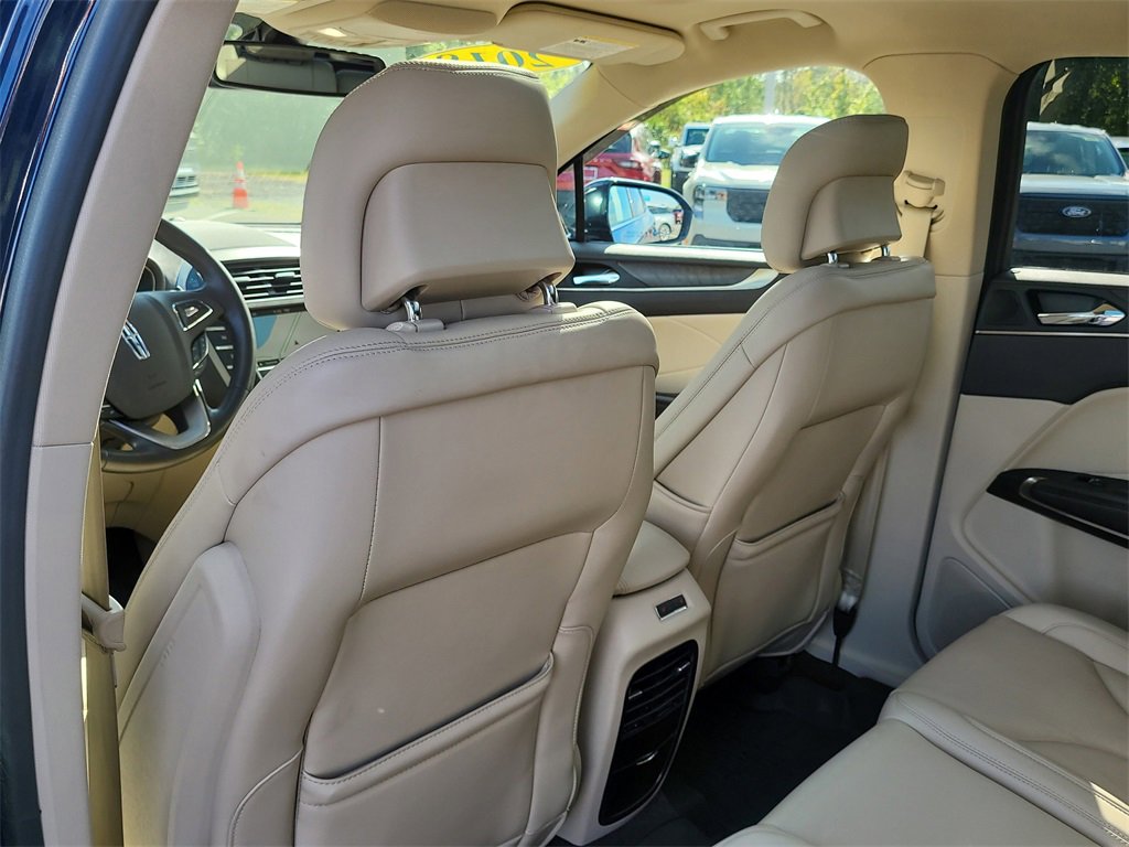 Used 2018 Lincoln MKC Reserve w/ Lincoln MKC Climate Package image 11