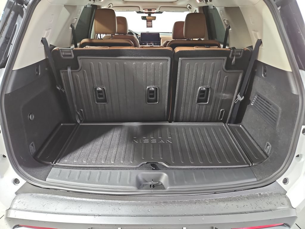 New 2026 Nissan Pathfinder Platinum AWD/4WD image 22