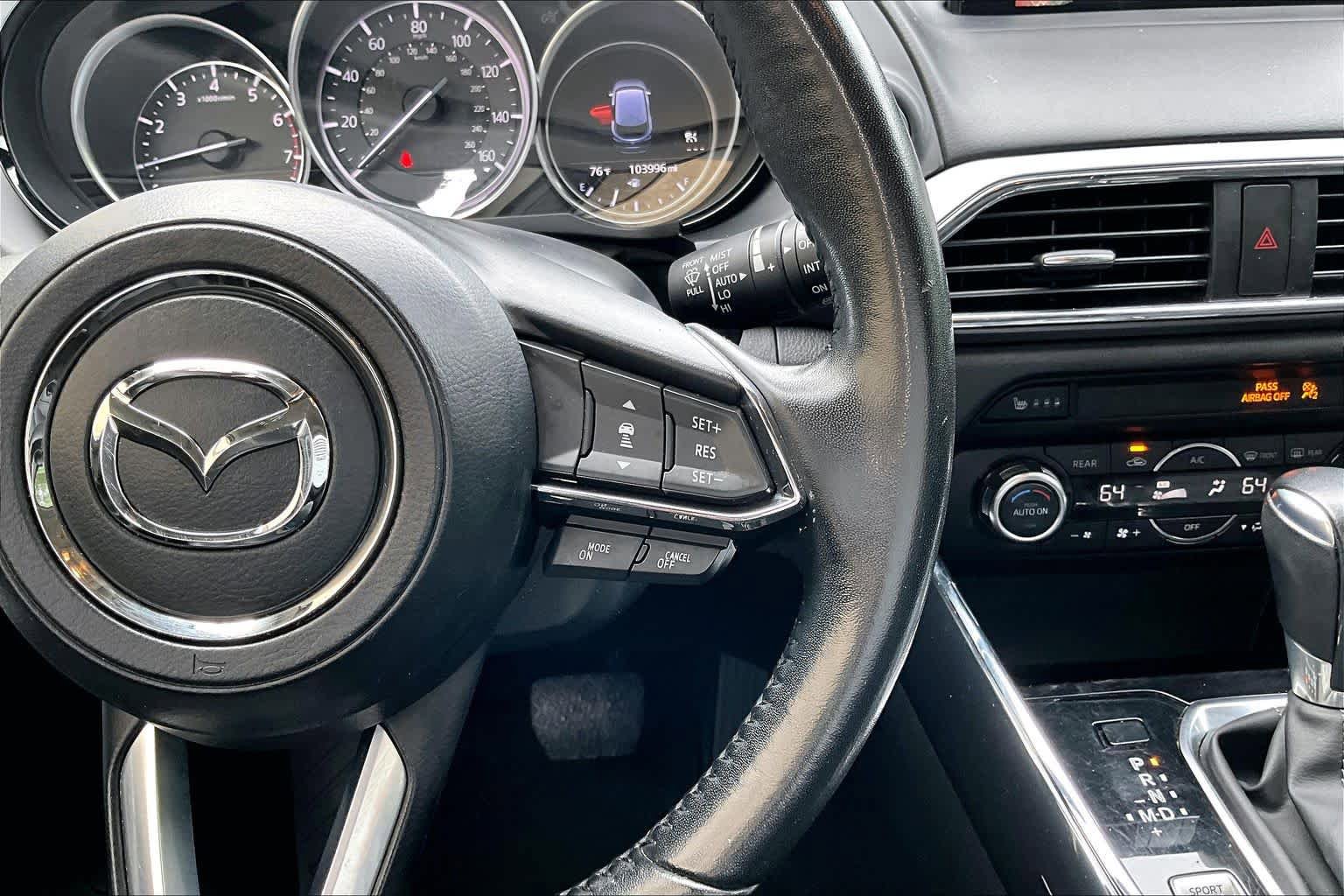 Used 2018 MAZDA CX-9 Touring w/ Touring Premium Package FWD image 25