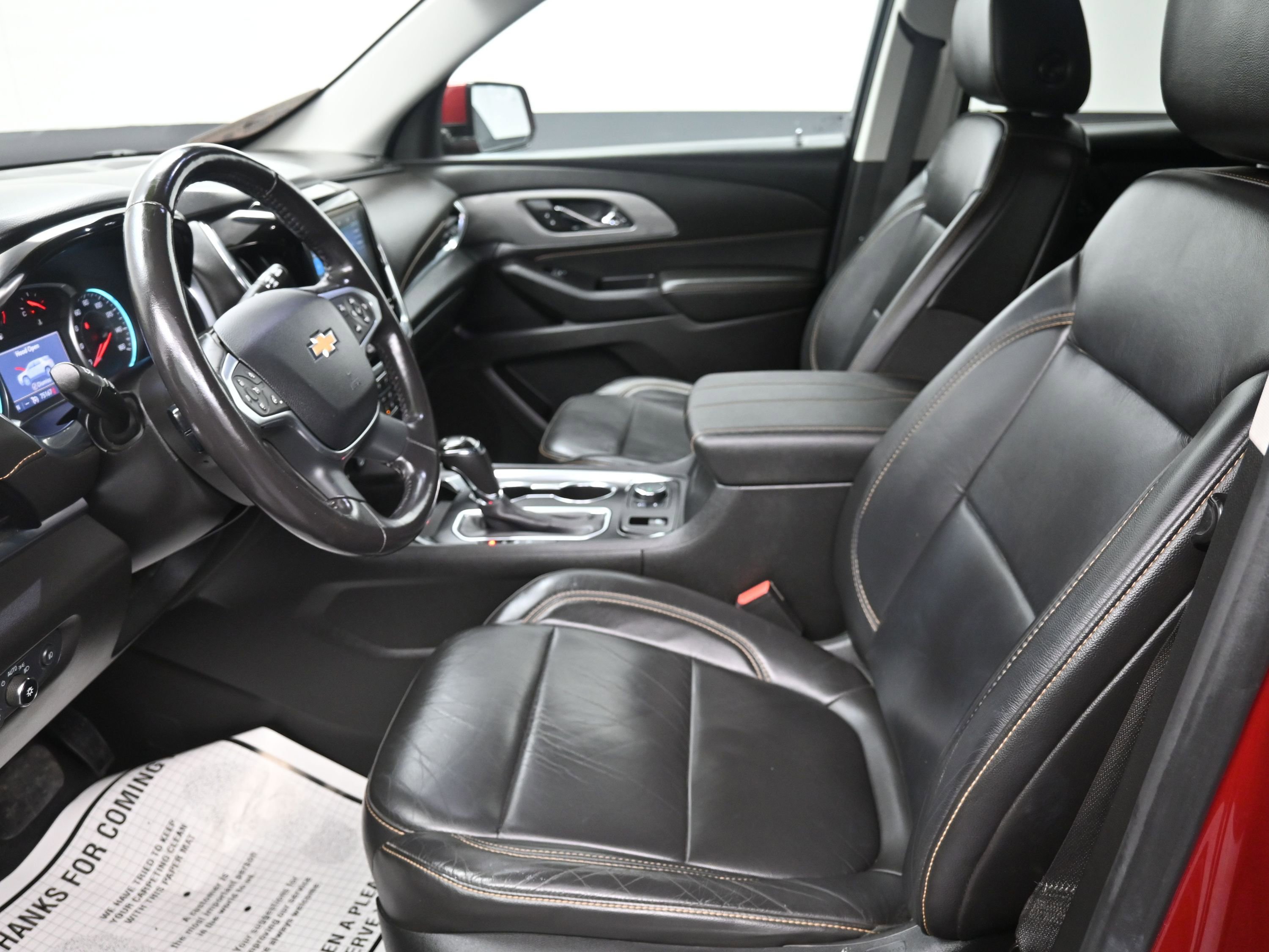 Used 2020 Chevrolet Traverse LT w/ Driver Confidence II Package image 23