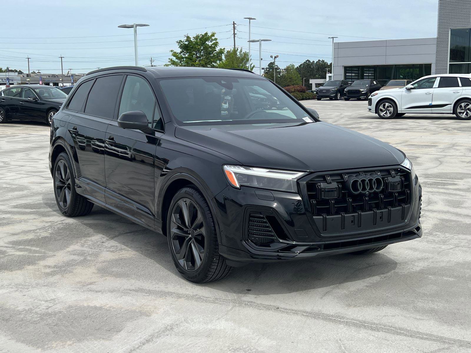 New 2026 Audi Q7 3.0T Premium Plus AWD/4WD image 3