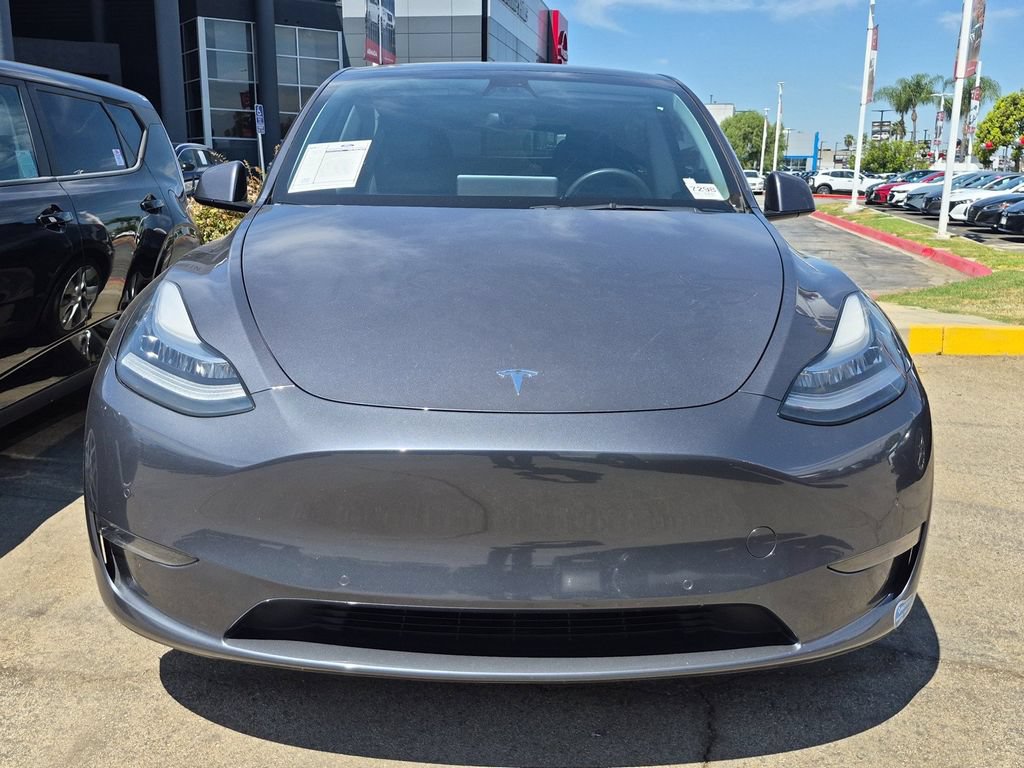 Used 2021 Tesla Model Y Long Range AWD/4WD image 2