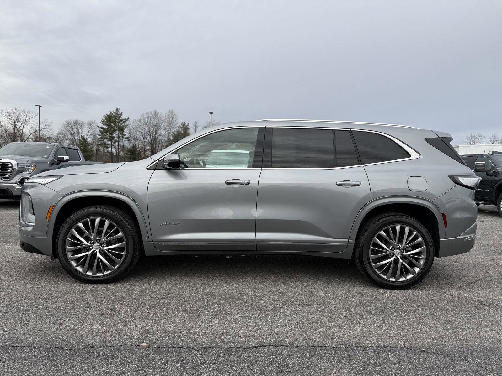 Certified 2025 Buick Enclave Avenir w/ LPO, All-Weather Package image 8