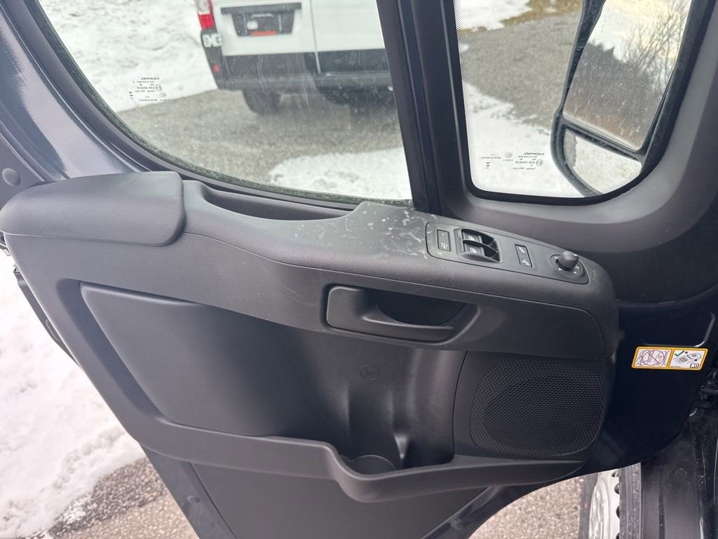 New 2026 RAM ProMaster 2500 w/ Premium Convenience Group image 12
