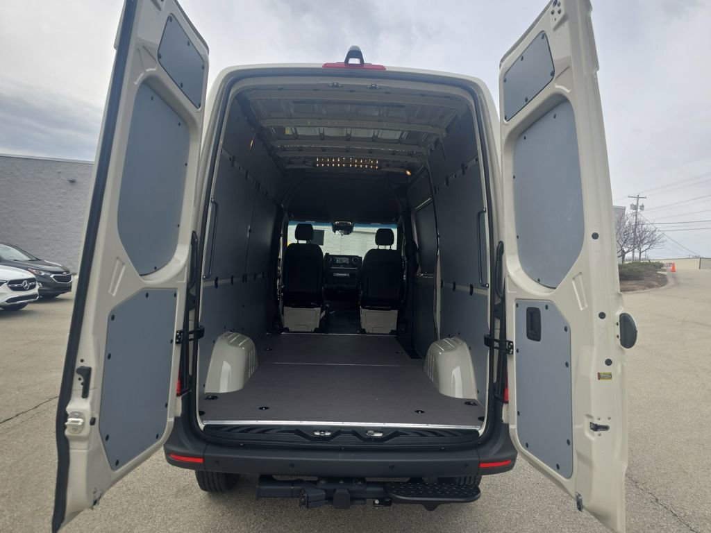 New 2026 Mercedes-Benz Sprinter 2500 image 25