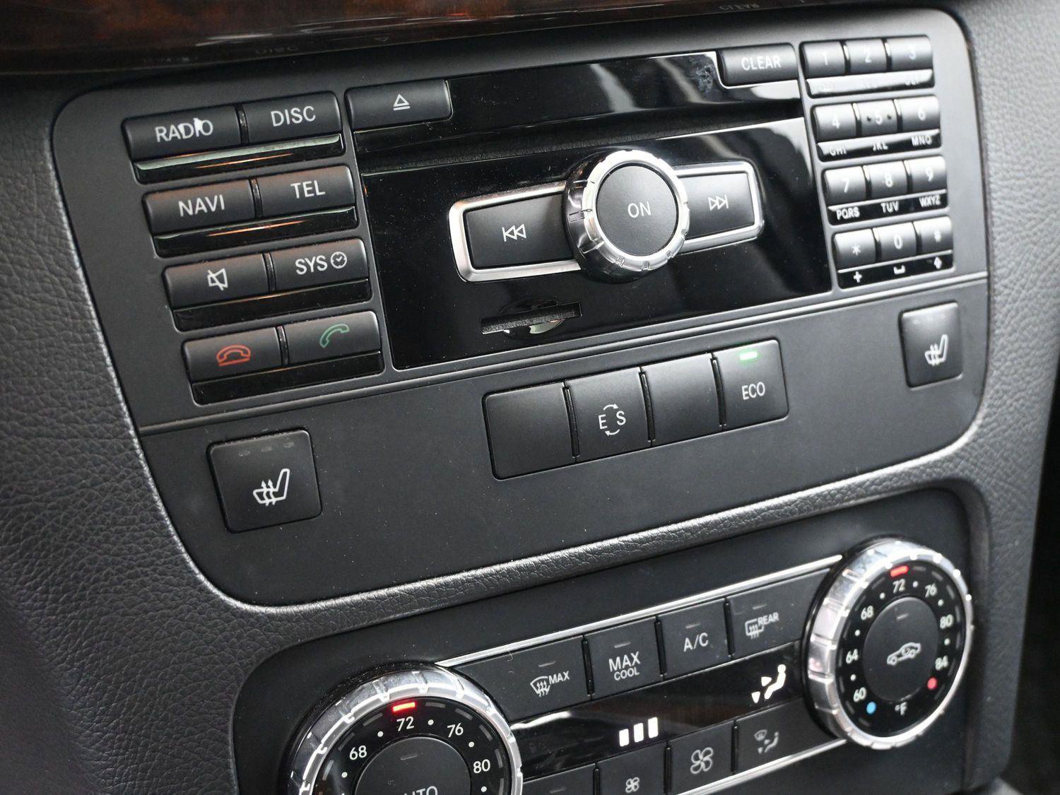 Used 2015 Mercedes-Benz GLK 350 4MATIC image 5