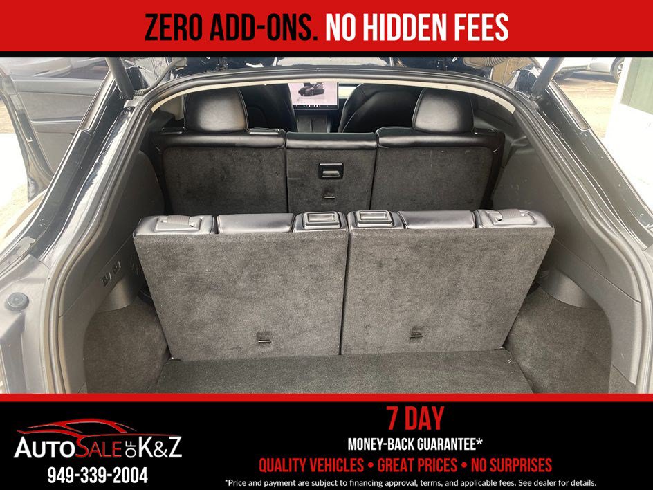 Used 2022 Tesla Model Y Long Range AWD/4WD image 3