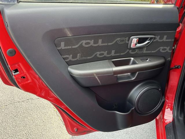 Used 2012 Kia Soul + w/ Audio Pkg image 16