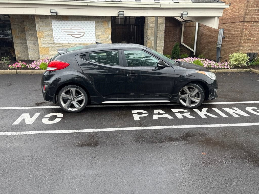 Used 2013 Hyundai Veloster Turbo FWD image 7