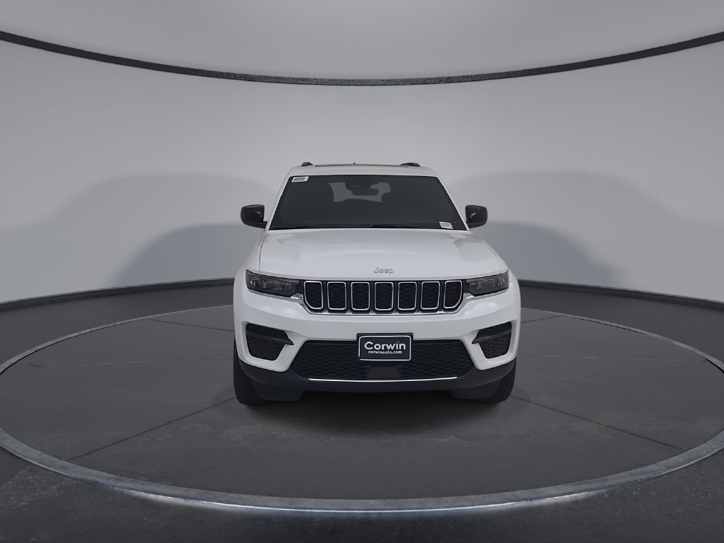 New 2026 Jeep Grand Cherokee Laredo X AWD/4WD image 5