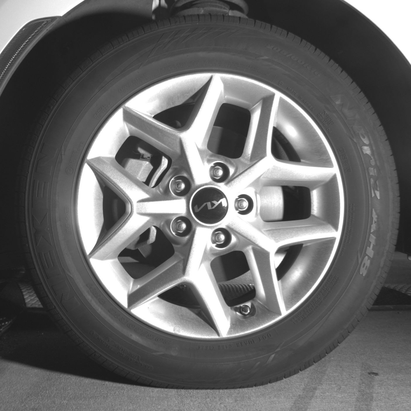 Used 2025 Kia Soul LX w/ LX Technology Package FWD image 12
