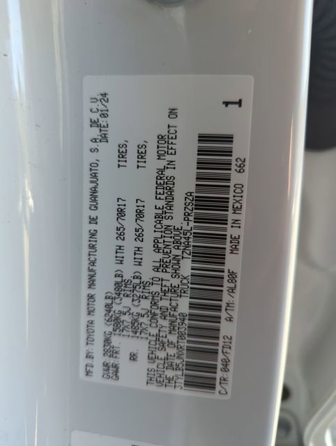 Used 2024 Toyota Tacoma TRD Off-Road image 31