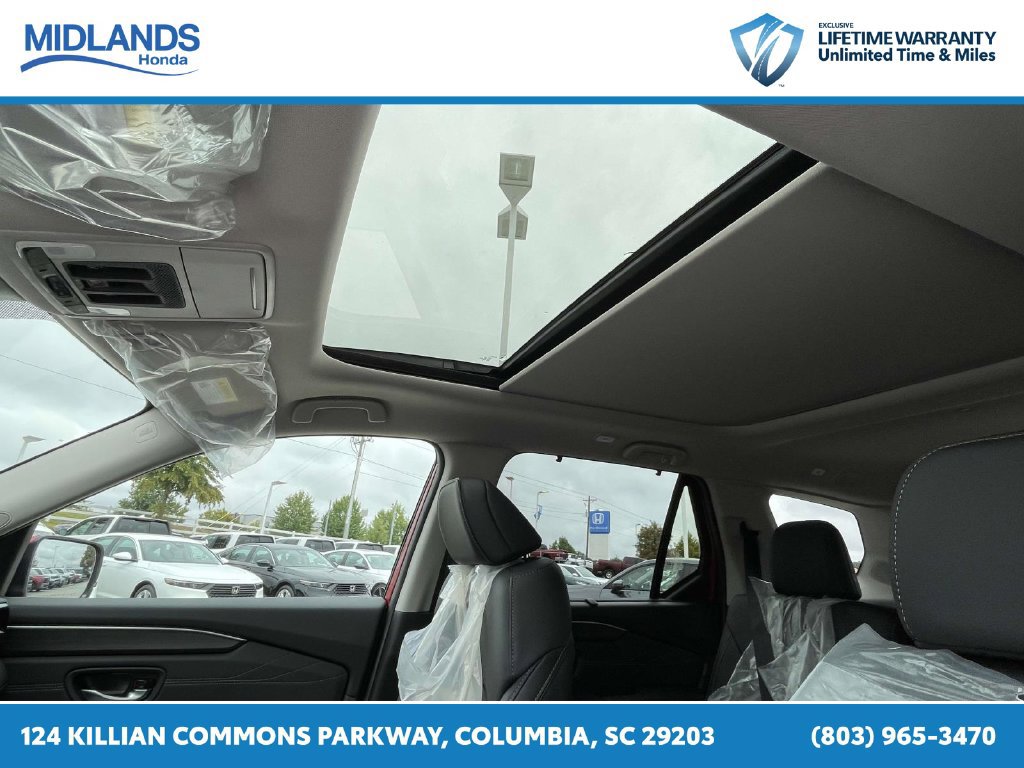 New 2026 Honda Pilot Touring image 17