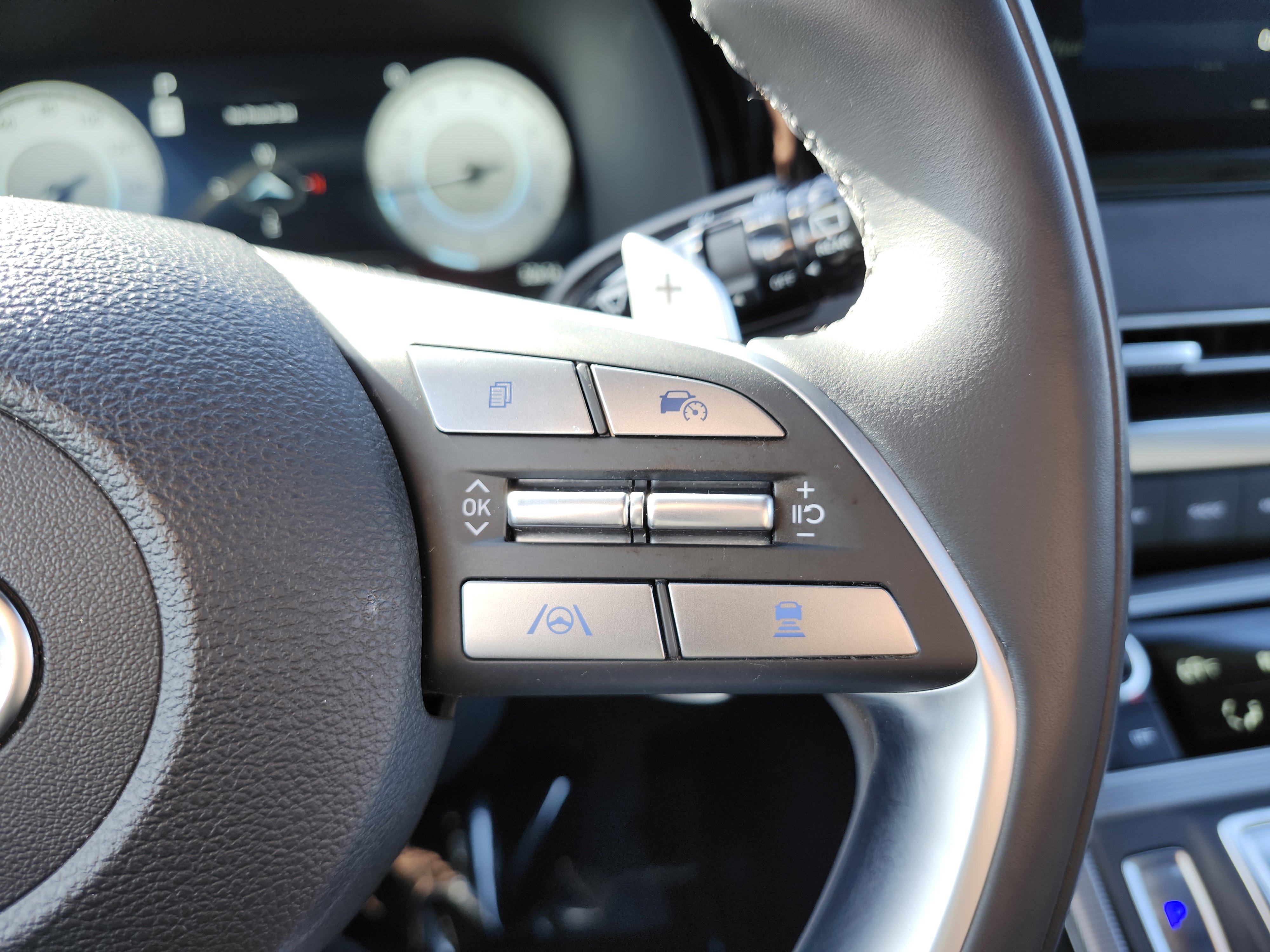 Used 2024 Hyundai Palisade Calligraphy image 39