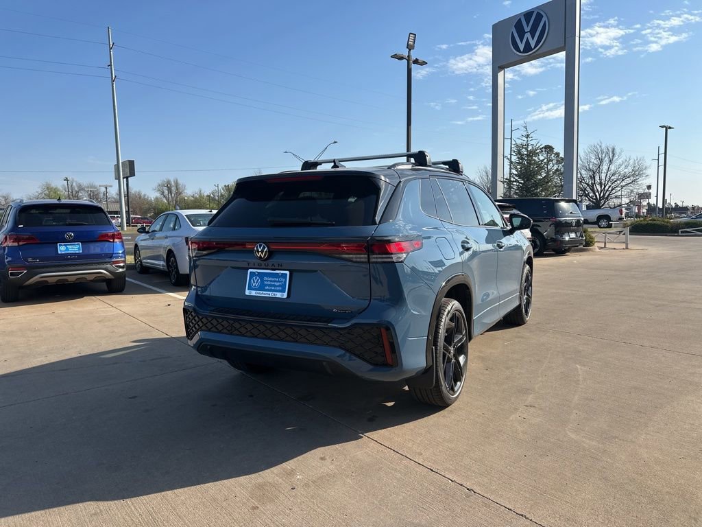 New 2026 Volkswagen Tiguan SE R-Line image 5