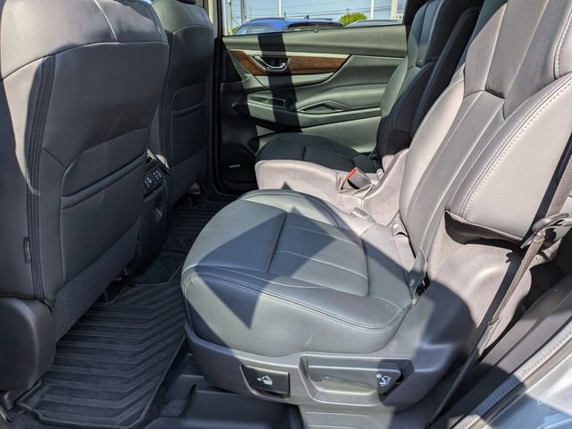 Used 2025 Subaru Ascent Touring w/ Popular Package #2 AWD/4WD image 20