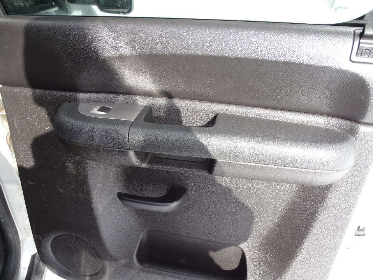 Used 2012 Chevrolet Silverado 2500 LT image 25