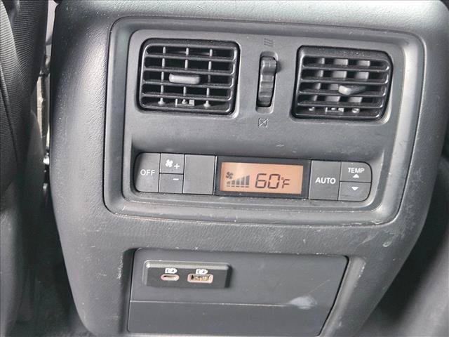 Used 2020 Nissan Pathfinder SV FWD image 19