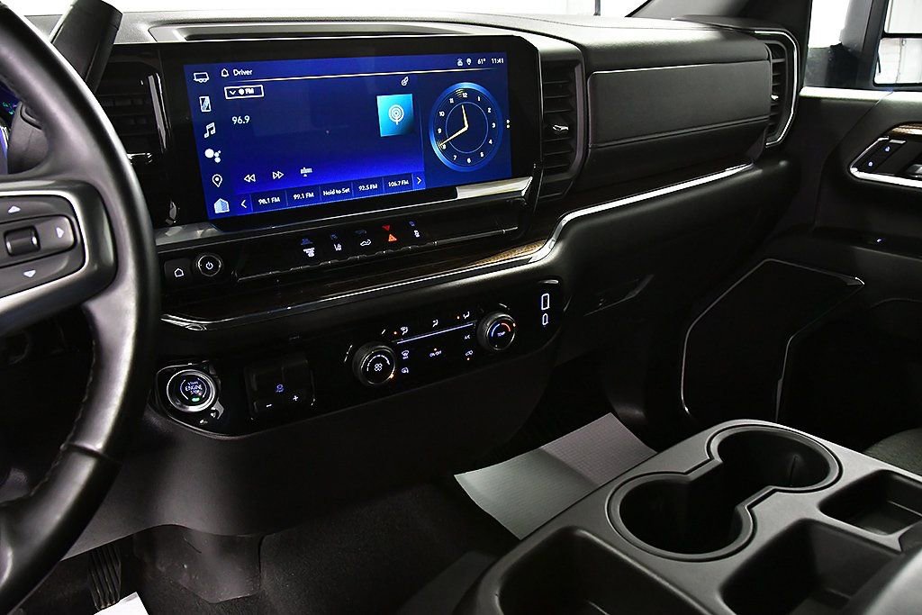 Used 2024 Chevrolet Silverado 2500 LT image 23