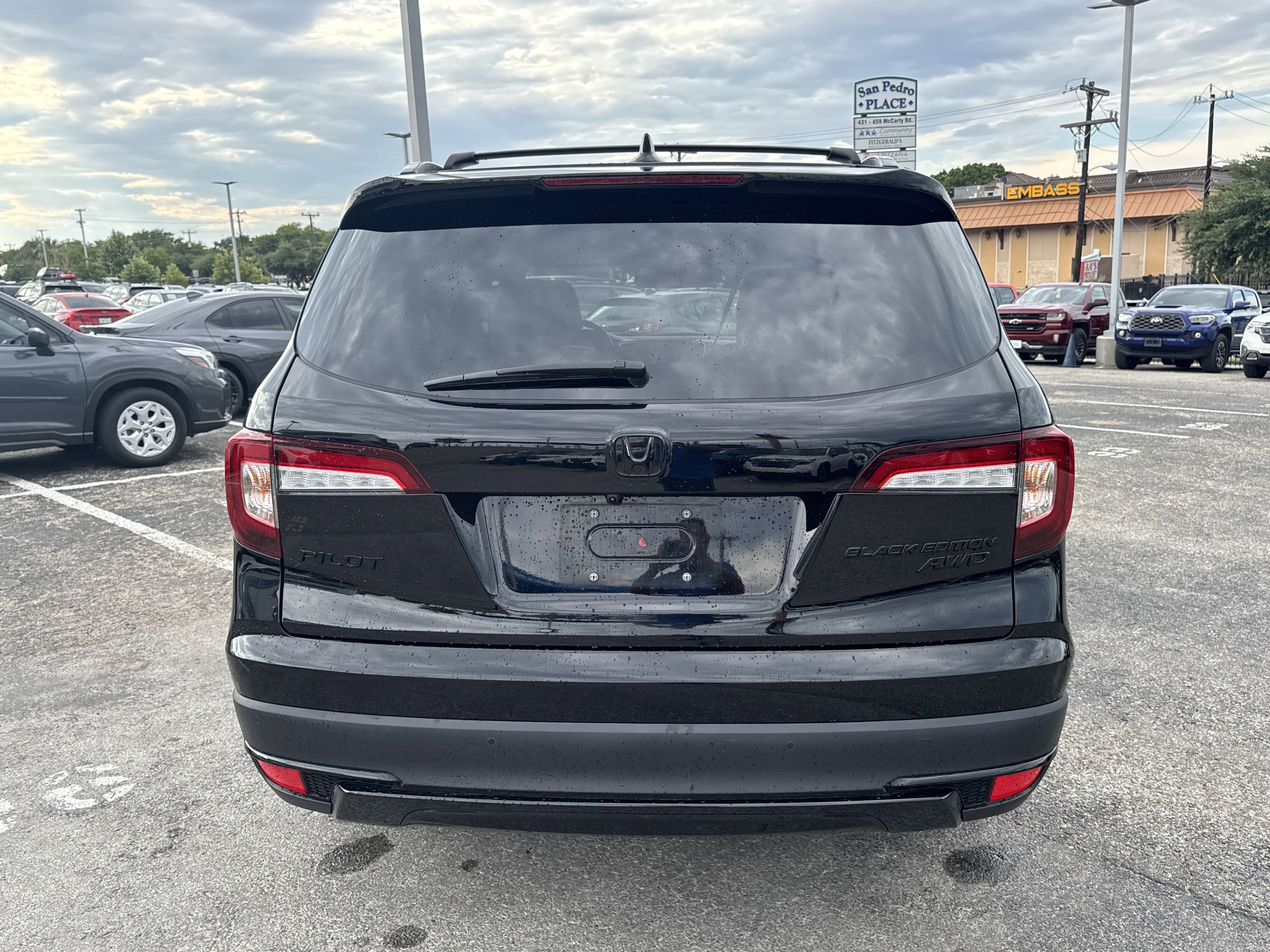 Used 2022 Honda Pilot Black Edition image 4