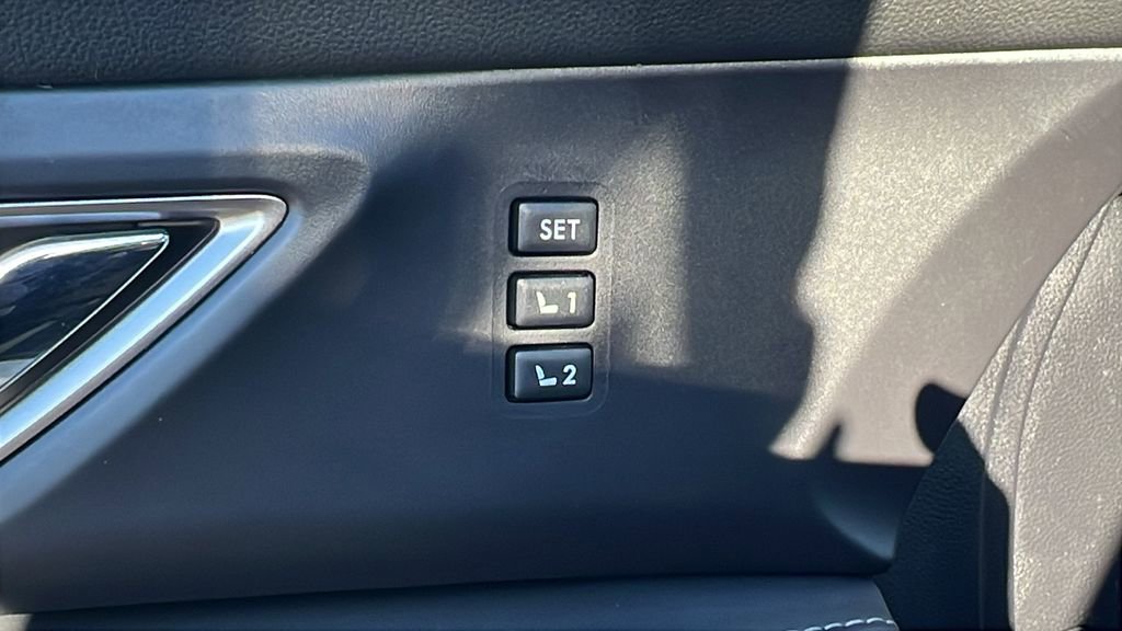 Certified 2025 Subaru Ascent Limited image 23