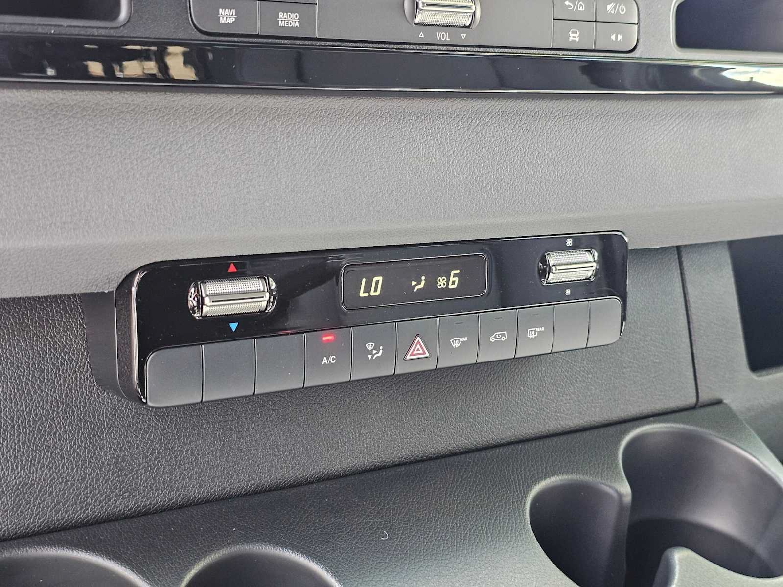 New 2026 Mercedes-Benz Sprinter 2500 image 28