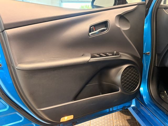 Used 2020 Toyota Prius Limited FWD image 10