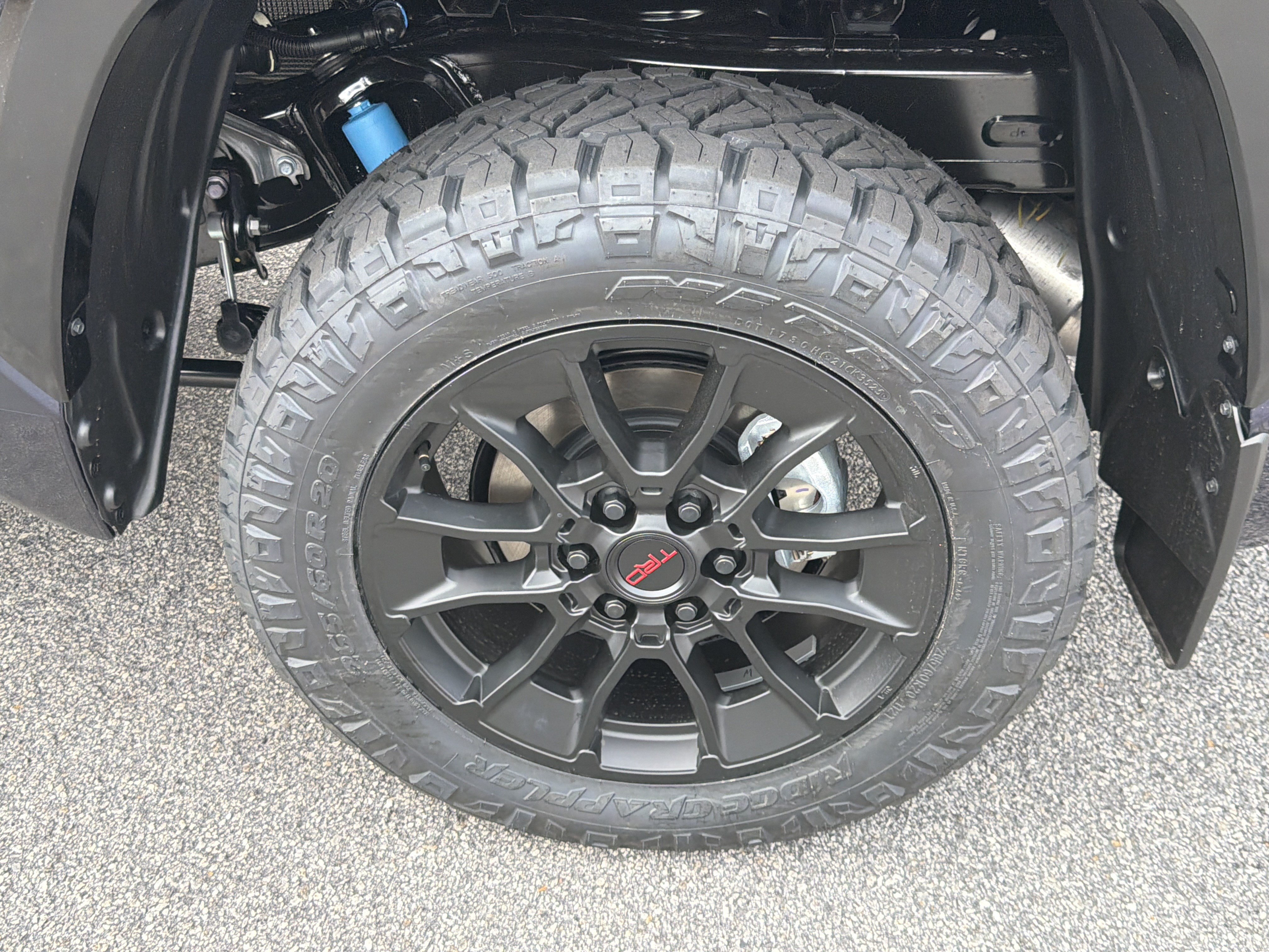 New 2026 Toyota Tundra Platinum w/ TRD Off-Road Package AWD/4WD image 29