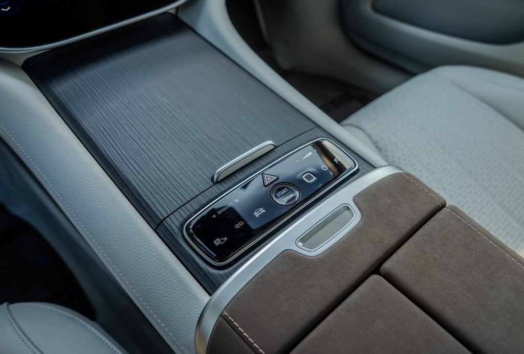 Used 2023 Mercedes-Benz EQS 580 4MATIC Sedan image 12