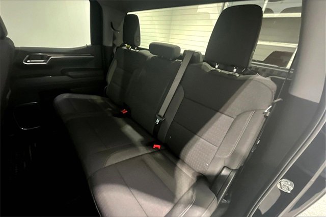 Used 2025 Chevrolet Silverado 1500 LT image 23