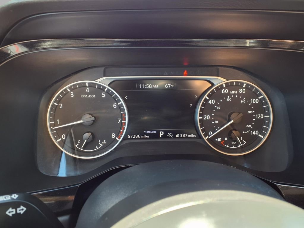 Used 2024 Nissan Pathfinder SV image 16